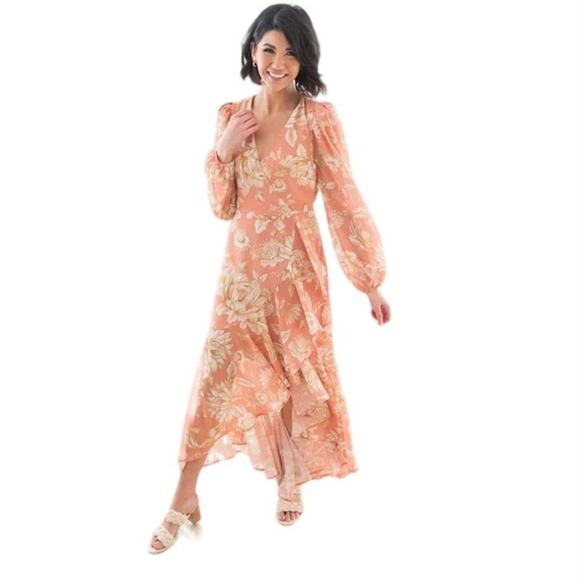 Flying Tomato NWT Peach/Ivory/Taupe Floral High Low V-Neck Midi Dress - Picture 2 of 7